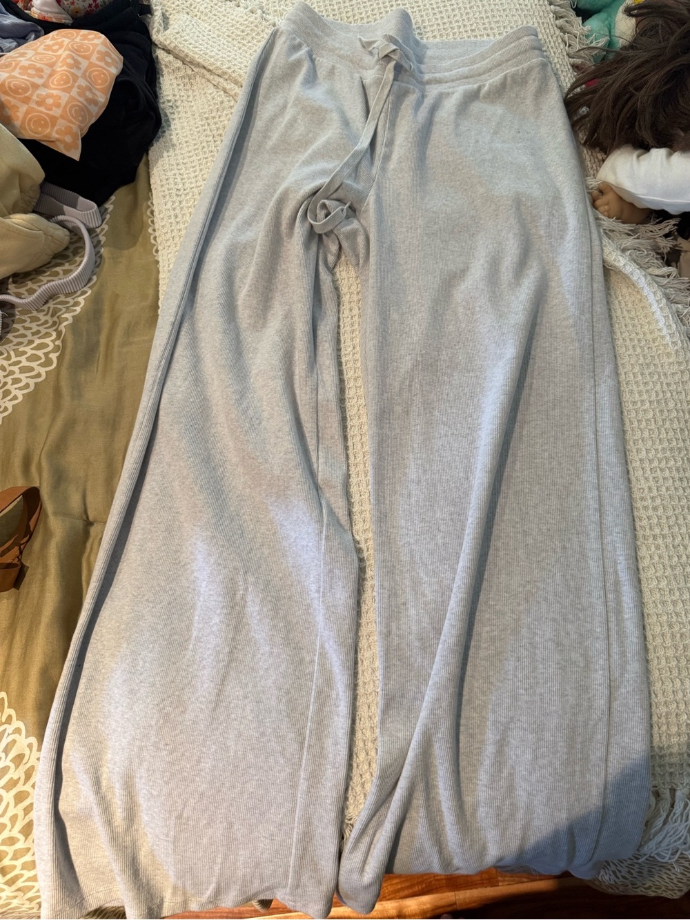 Aritzia Gray Women's Lounge Pants - ribbed